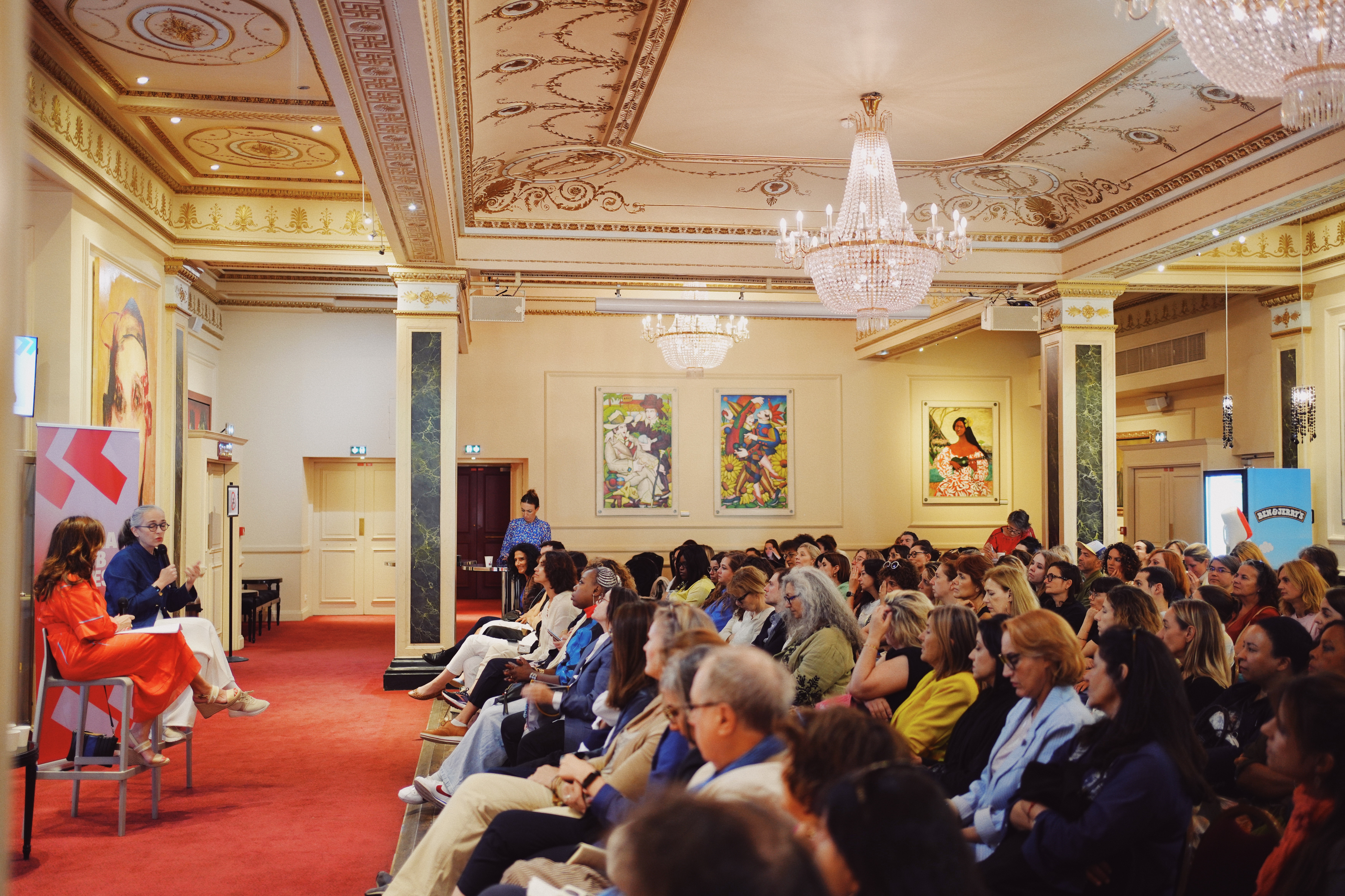 Foyer du Théâtre Mogador